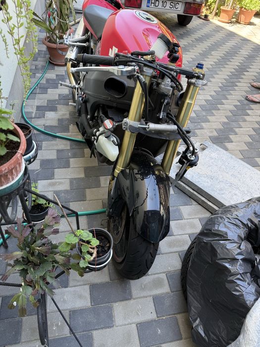 Vand Suzuki gsxr 600 k5 avariat