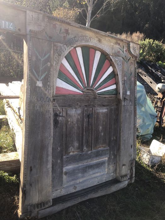 Poartă țărănească vechi