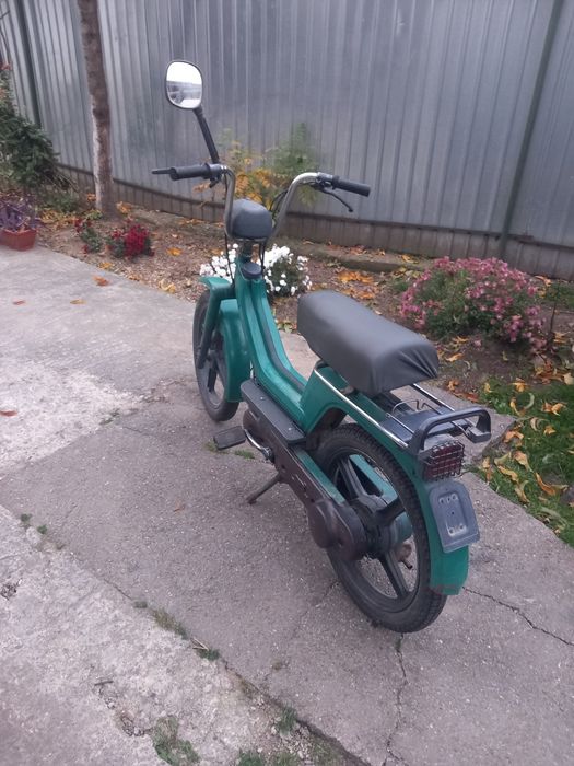 Vand piaghio în stare foarte bună de funcționare