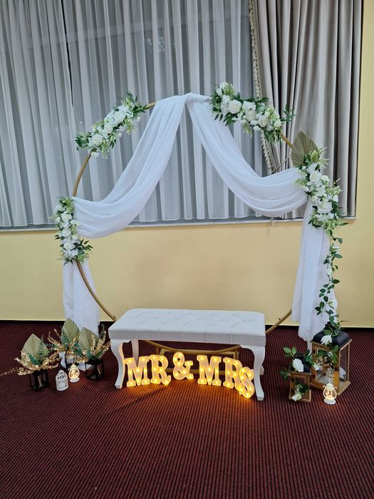 Aranjamente si decoratiuni evenimente