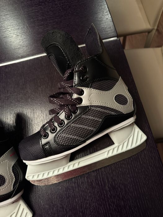 Кънки за лед protector