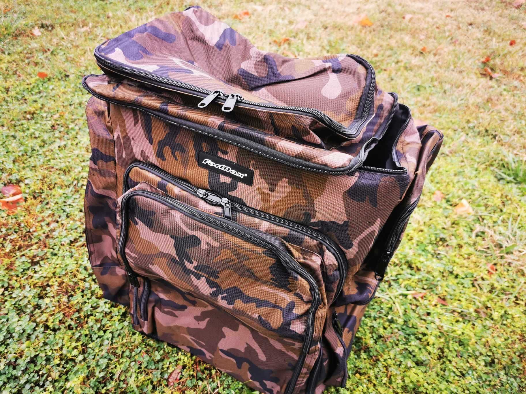 Водонопромукаема раница с 6 външни джоба FORMAX BACKPACK CAMO MEGA