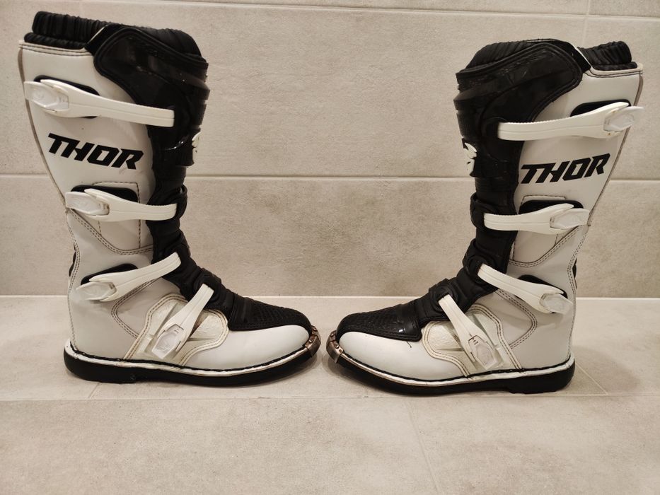 Кросови ботуши THOR 44.5 номер