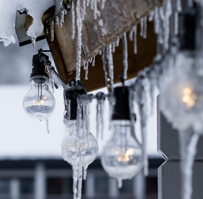 Водоустойчив гирлянд за външно осветление с 10 бр . лед крушки