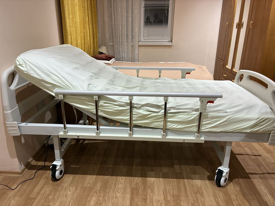 Болнично легло + матрак