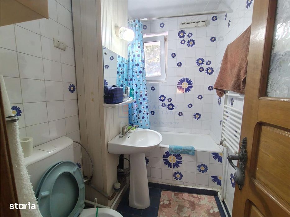 Apartament 4 camere, Centru, Etaj Intermediar, 4C-888