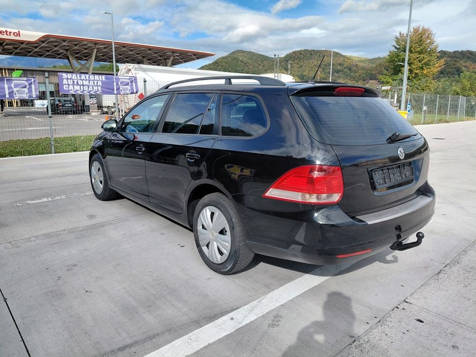 Golf VI 1,9 diesel an 2008 euro 4 Navigație/Incalzire scaune /Carlig
