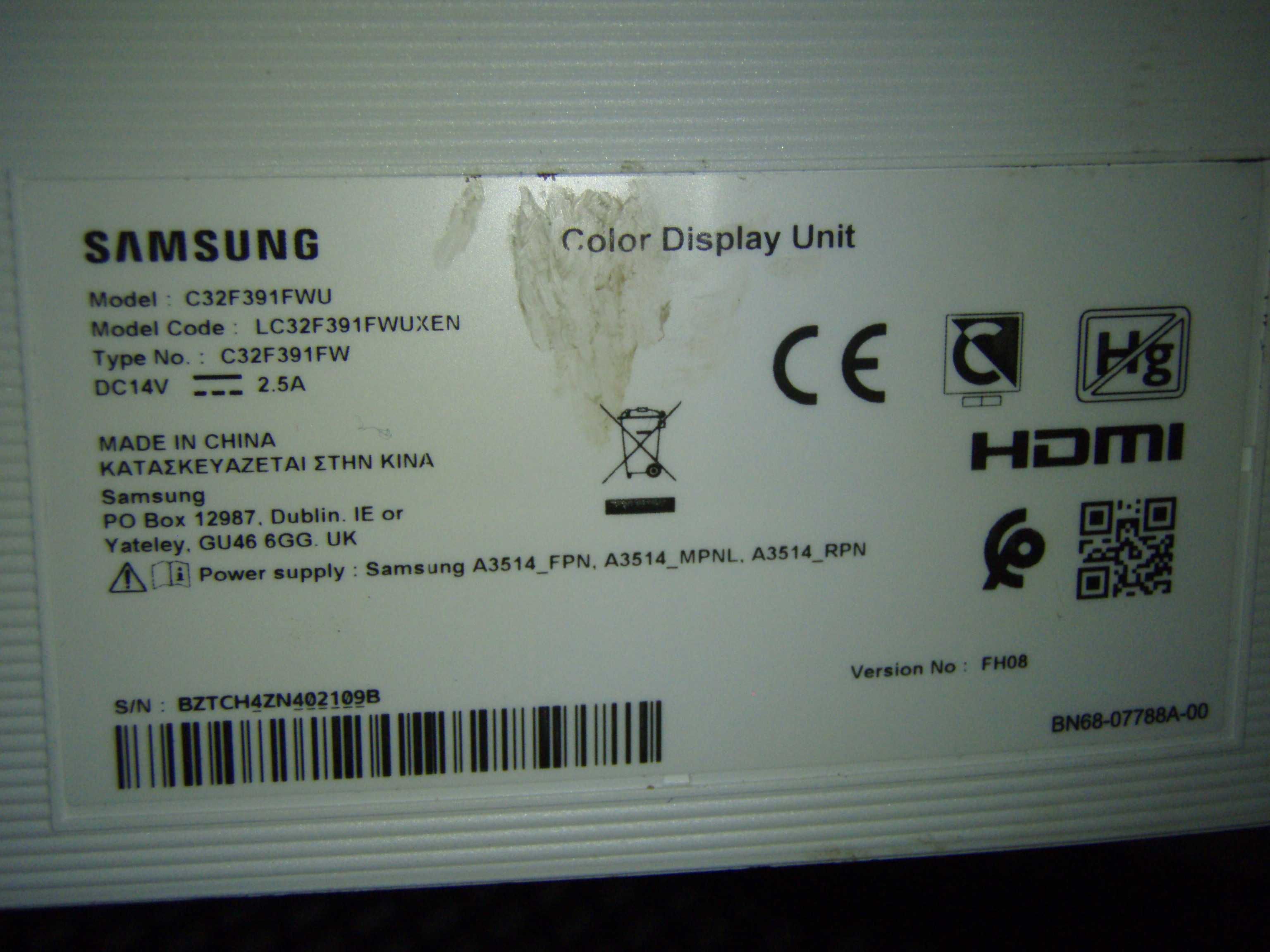Monitor curbat 32" Samsung C32F391FWU, display spart