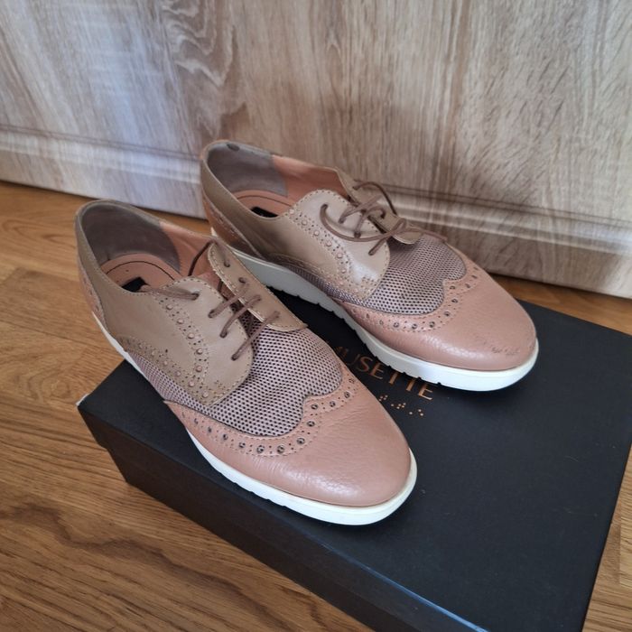 Vând pantofi Musette nr 36