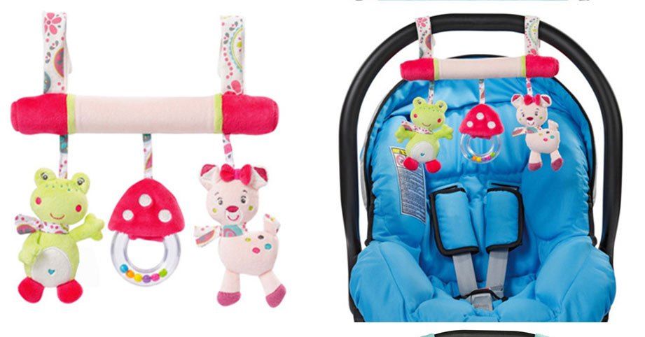 Jucarie de agatat la carucior care zornaie