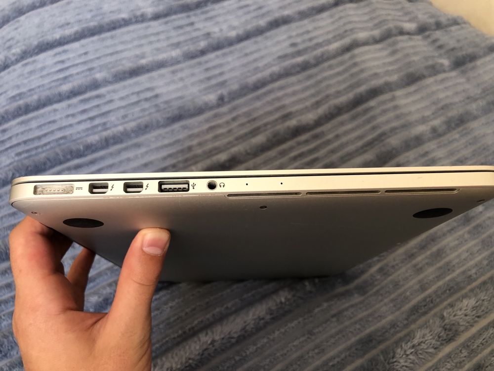 Iphone mac book pro