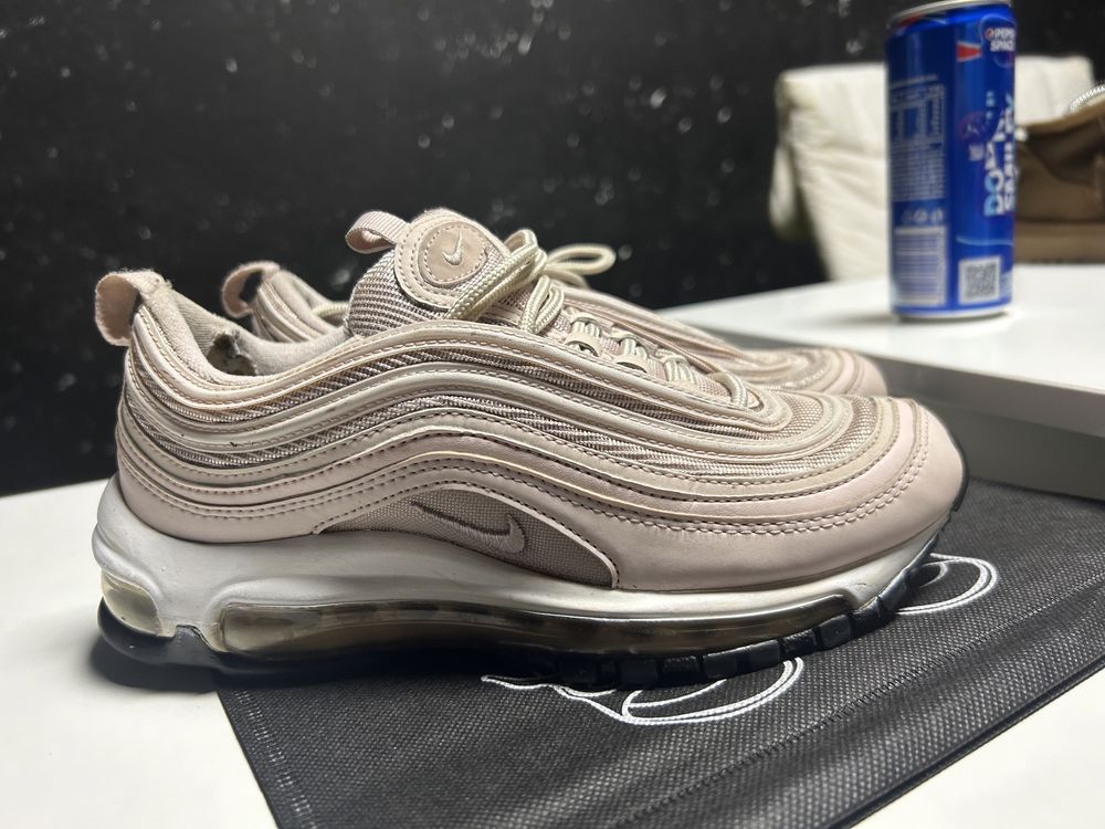 Nike airmax 97 ,purtați ,culoare roz