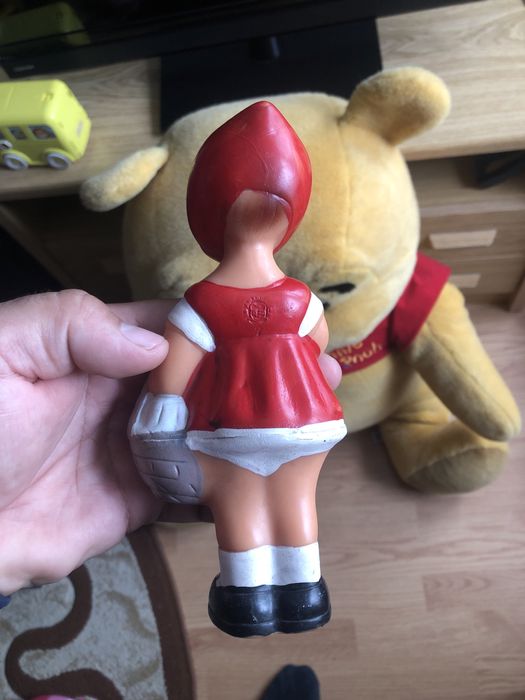 Scufita rosie aradeanca