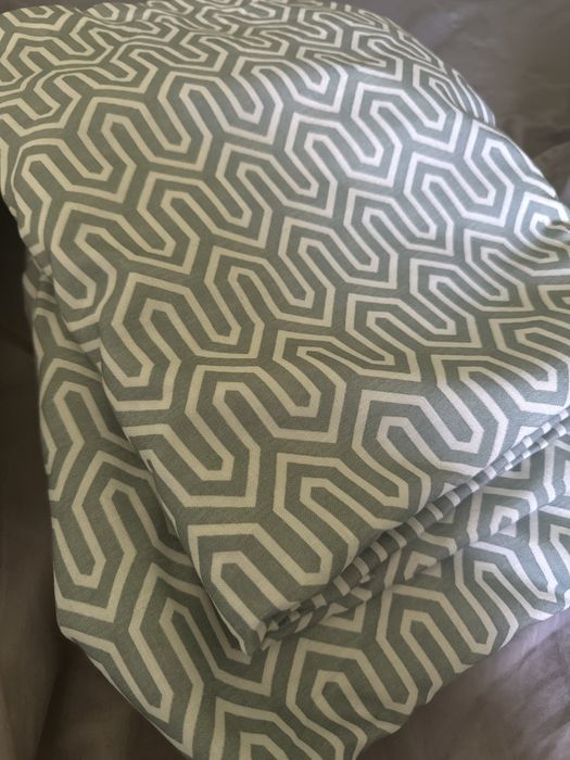 Шторы с геометричным рисунком