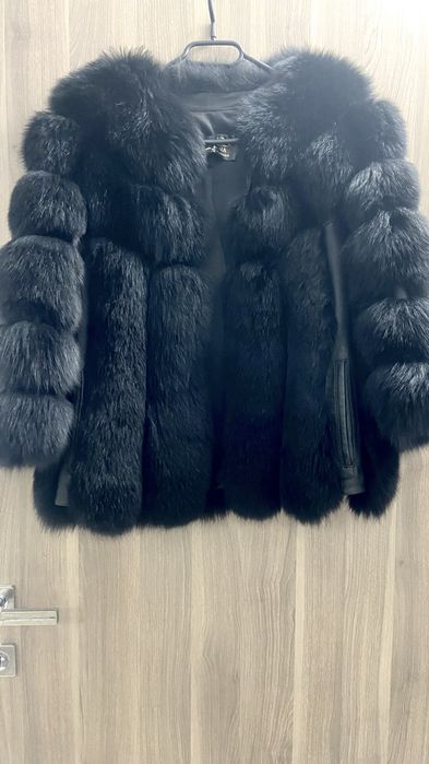 Haina dama blana naturala vulpe polara