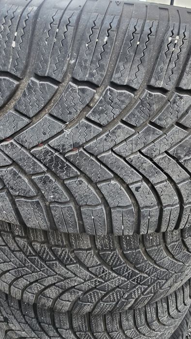 Зимни гуми 225/55/16
