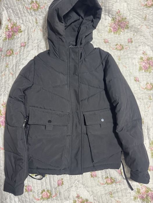 Продается женская зимняя куртка