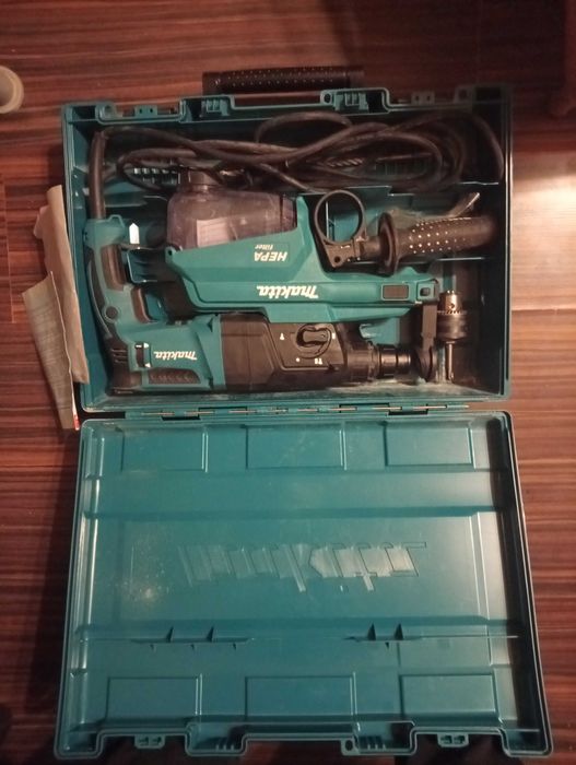Перфоратор Makita Hr2652 с прахоулавящ накр.