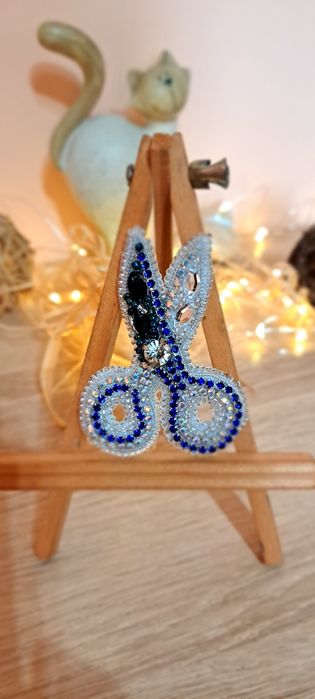 Брошка ръчна изработка