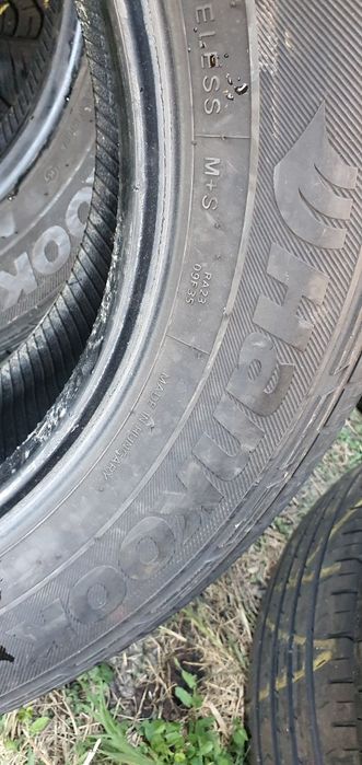 Гуми 2бр  215/65/16    1бр-85лв