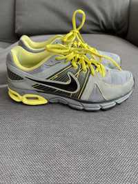 Дамски маратонки Nike Air