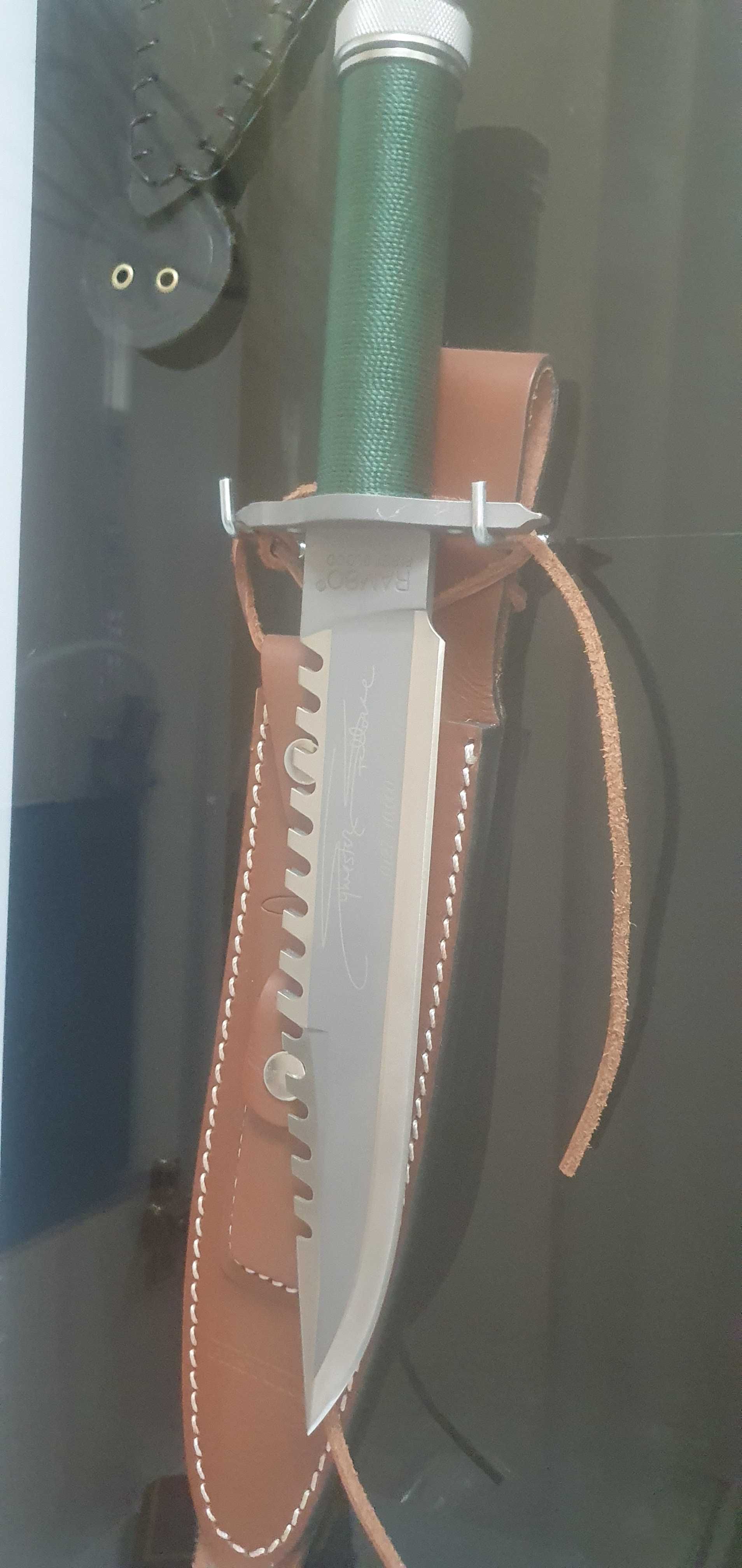 Vand panoplie cu accesorii