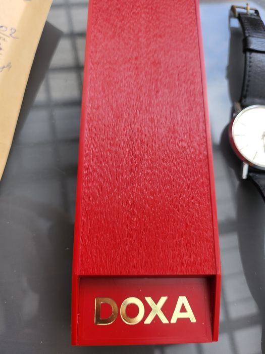 Ceas de mana Doxa Incabloc cu curea de piele