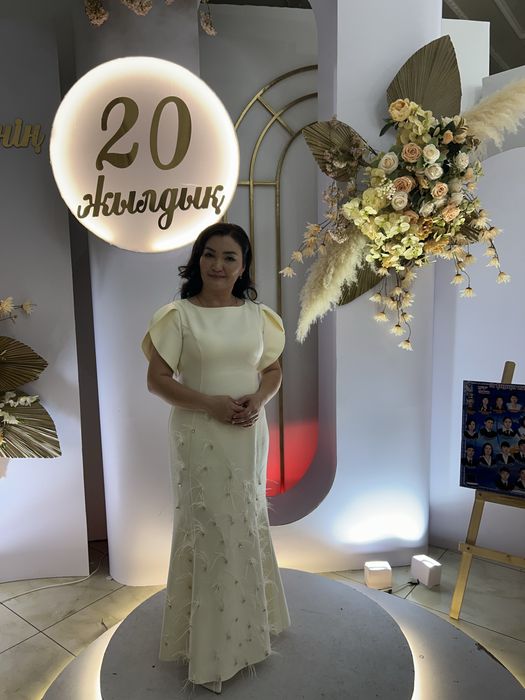 Платье одевала один раз