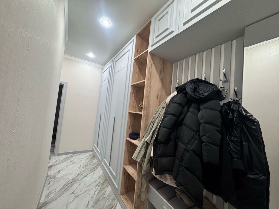 Сдам квартиру на длительный срок 2-комн