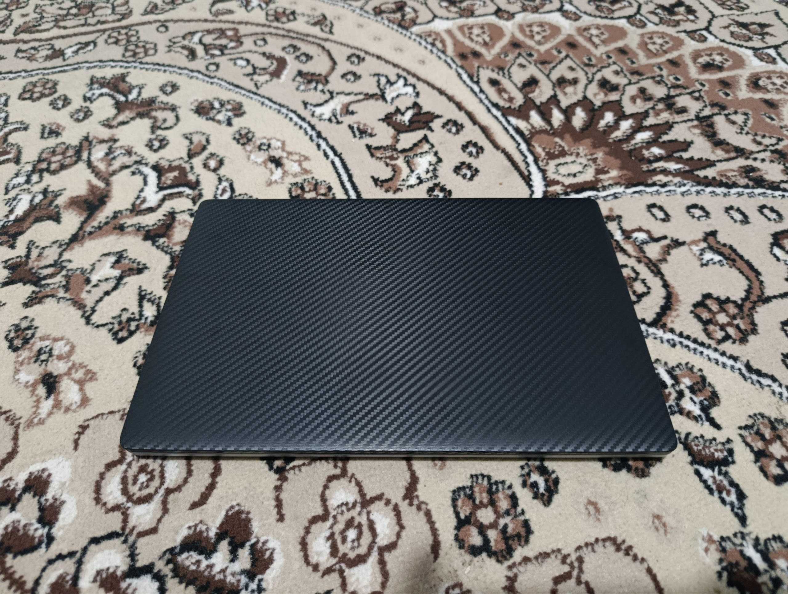 10-pokoleniya 16 GB OZU 256  ssd m2