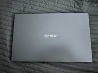 Laptop Asus i3 4gb ram stare foarte buna