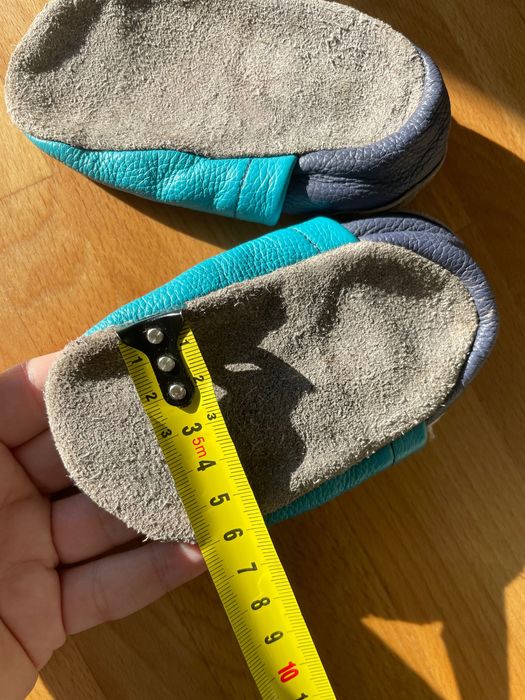 Бебешки кожени пантофки