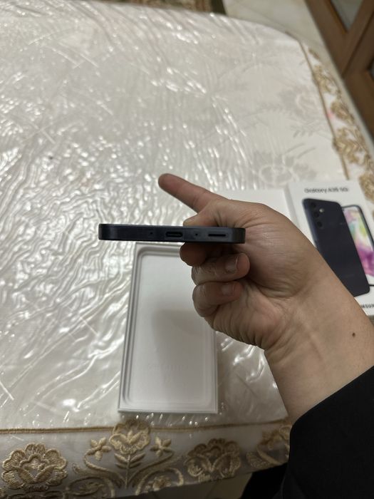 Vând Samsung galaxy A35 5G 128 GB