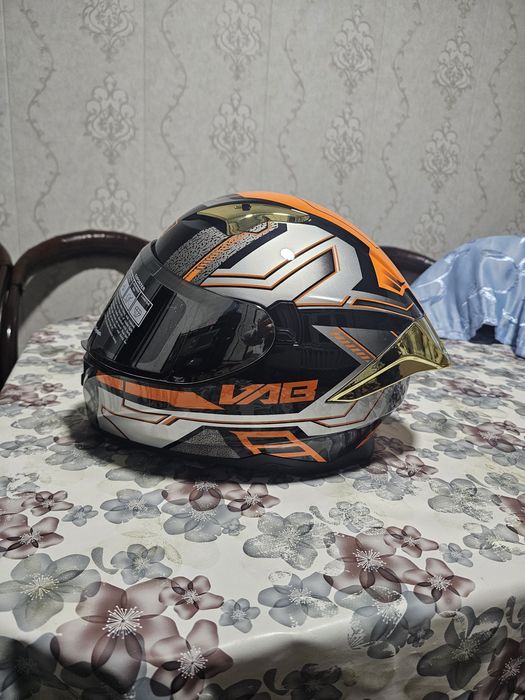 Прадаю шлем нове