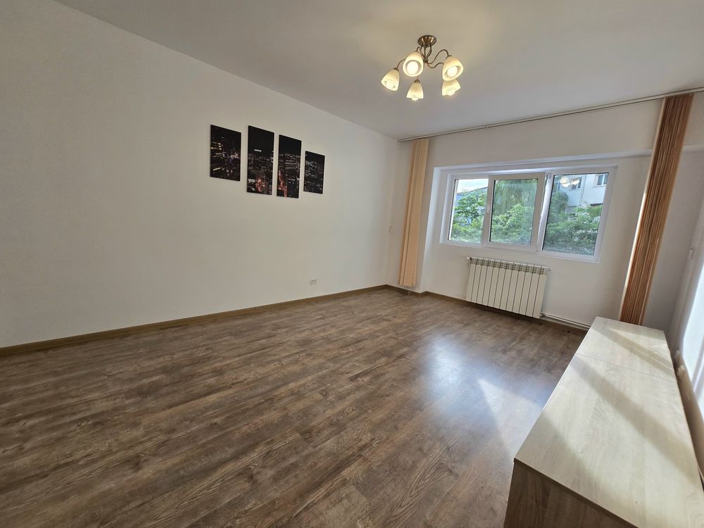 Pf apartament 3camere decomandat 2bai- Dacia
