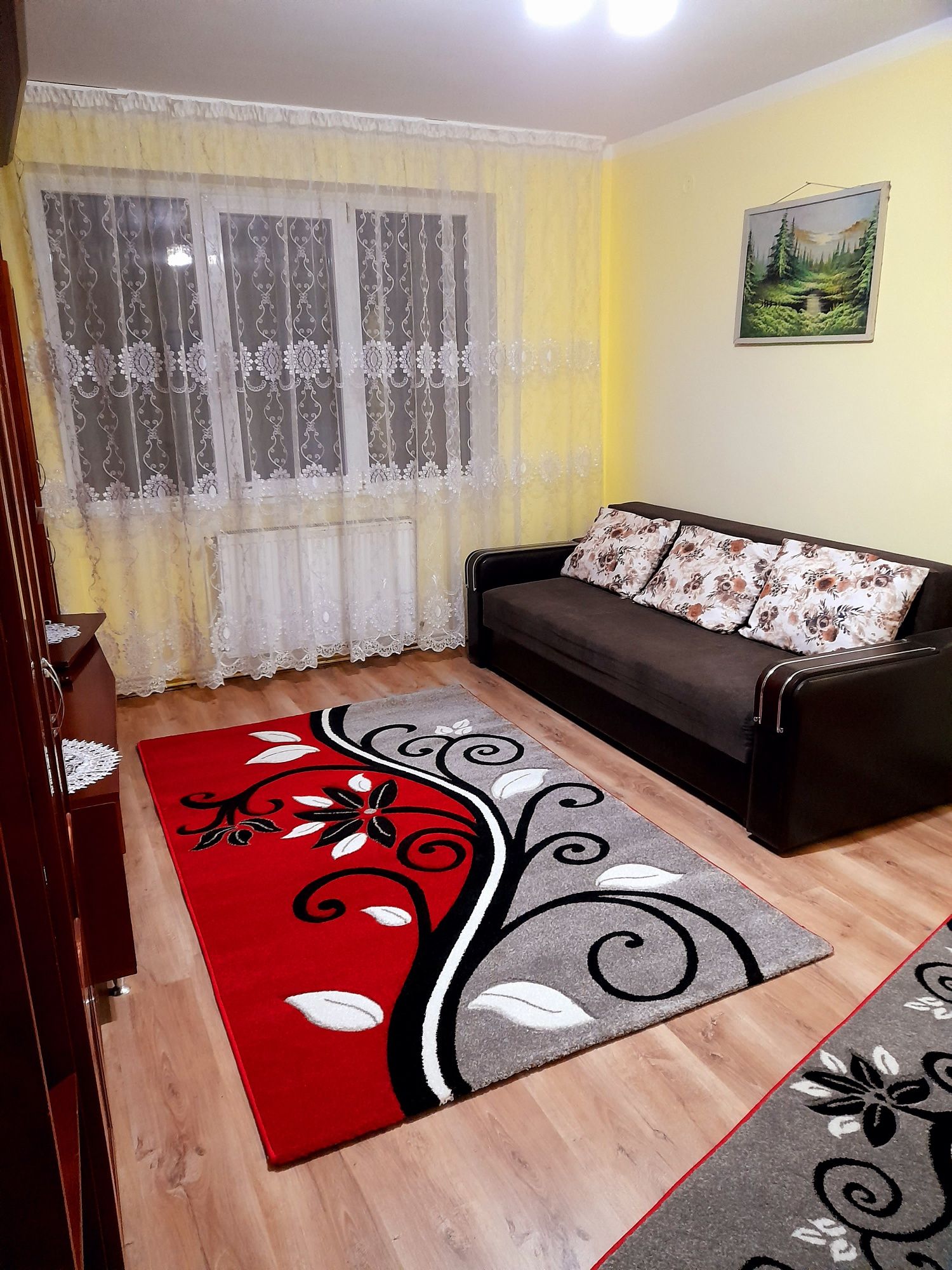 Închiriez apartament 2 camere mobilat