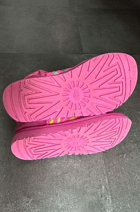 UGG оригинални боти.