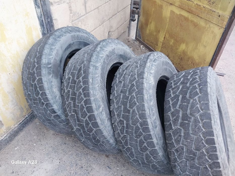 Шины диаметр 16. Высота 75 . Ширина 265