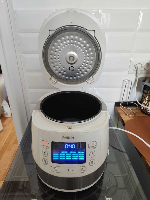 Multicooker PHILIPS Viva Collection HD4731/70, 5l, 980W, 19 programe