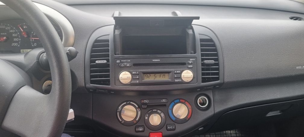 Nissan micra 2003