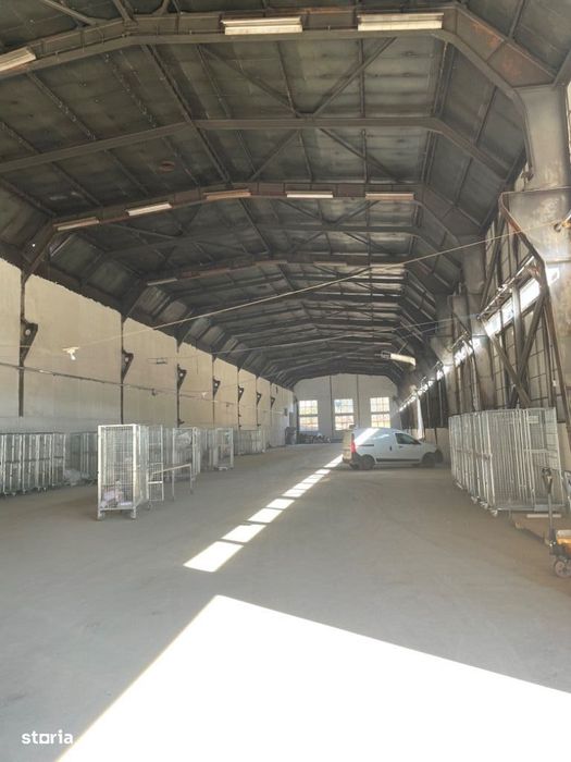 Poiana Campina - închiriez hale - 2,48 Euro/mp