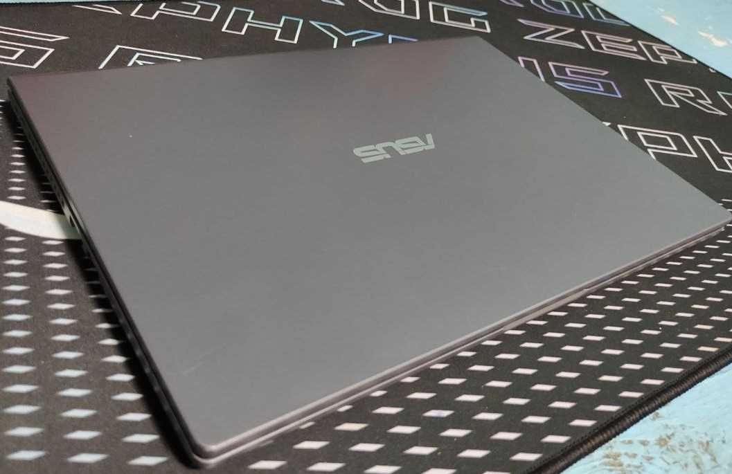 ASUS i5-10 sotiladi