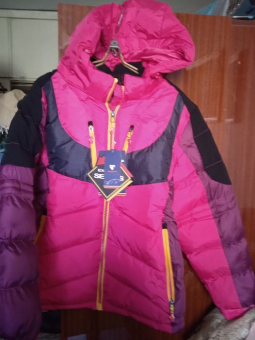Продам куртку подростковая