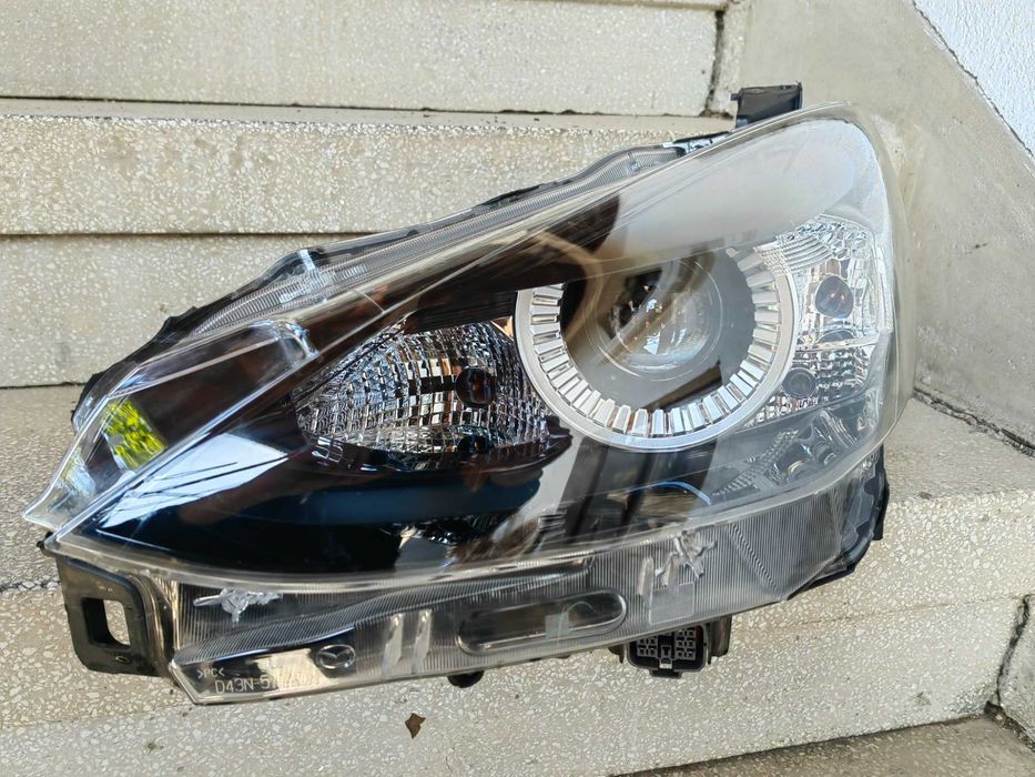Фар Mazda 2 LED ляв / Фар Мазда 2 LED Оригинален