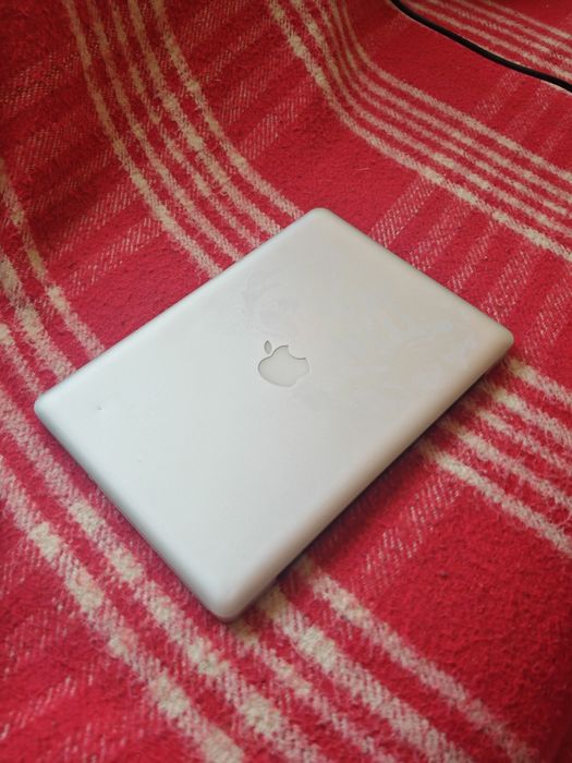 MacBook Pro 13 mid 2012 - i7, 8gb RAM, 128gb ssd, baterie 93%