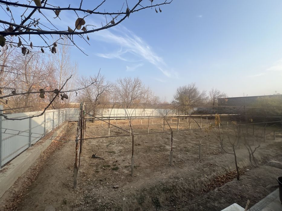 Tayyor issiqxona sotiladi