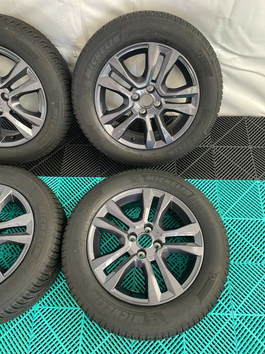 Jante noi cu anvelope allseason 205 60 R16 Sandero Jogger Clio Logan