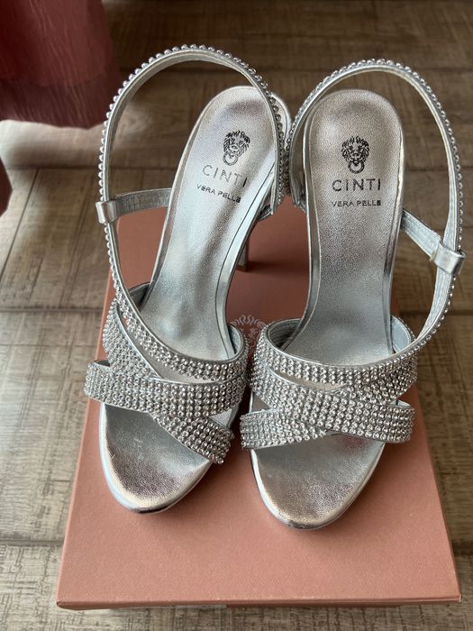 Sandale CINTI argintii, cu pietre