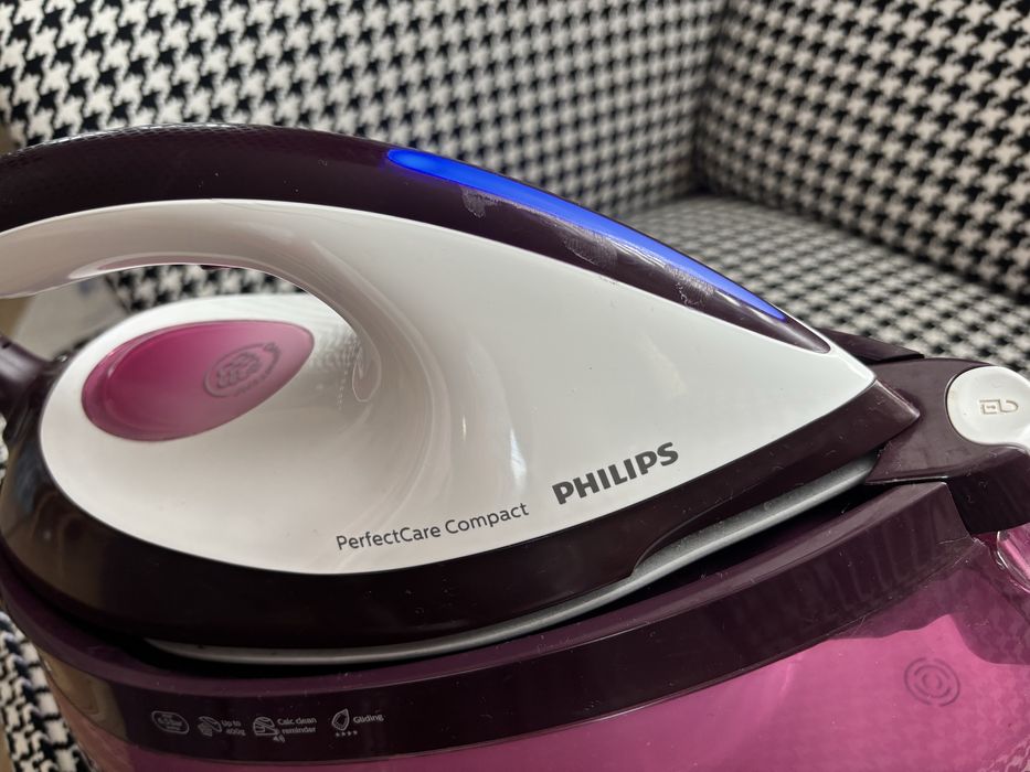 Statie de calcat cu abur Philips PerfectCare Compact GC7842/40