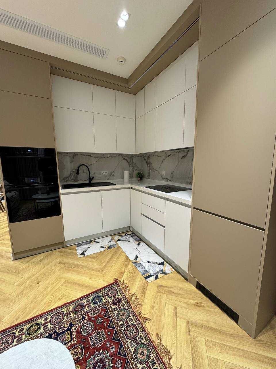 PREMIUM-АРЕНДА в центре ЖК "Nest One" 2-ком 59м² 35-этаж Вид на Hilton